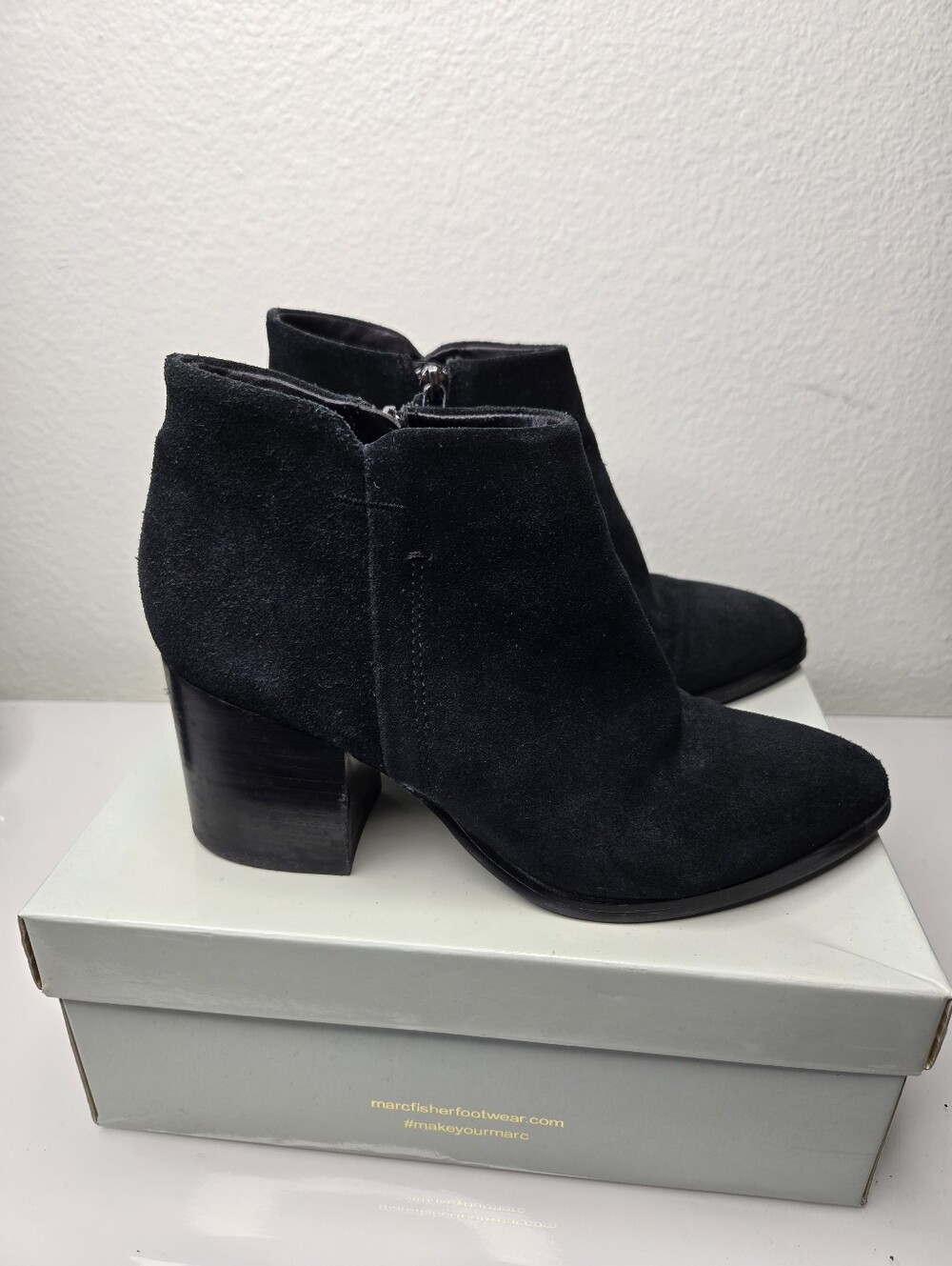 Marc Fisher Black Suede Ankle Boots - Women's Stylish Zip Booties SIZE 9M